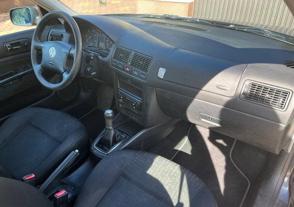 Volkswagen Golf cena 6400 przebieg: 304052, rok produkcji 2001 z Ryn małe 92